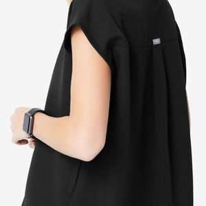 FIGS BLACK RAFAELA MANDARIN COLLAR SCRUB TOP